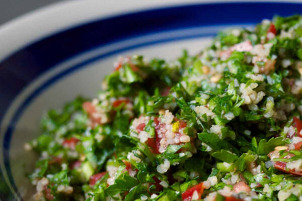 Salate libaneze hranitoare, perfecte pentru orice ocazie
